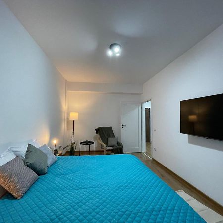 Luxury Q Residence Near Palas Mall ยาช ภายนอก รูปภาพ