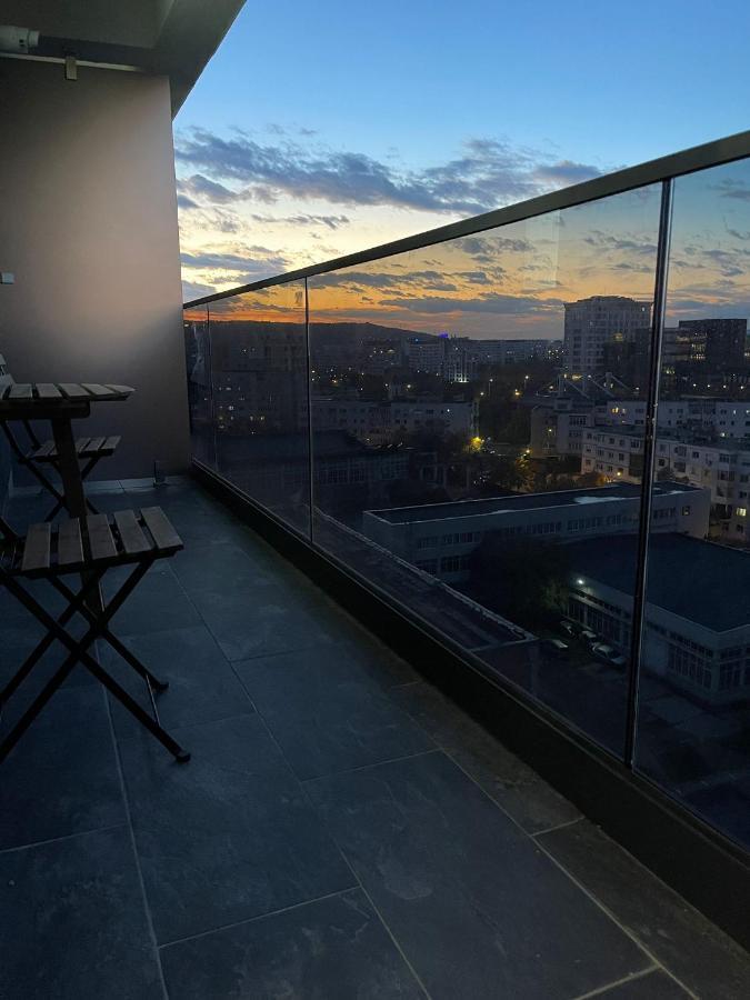 Luxury Q Residence Near Palas Mall ยาช ภายนอก รูปภาพ